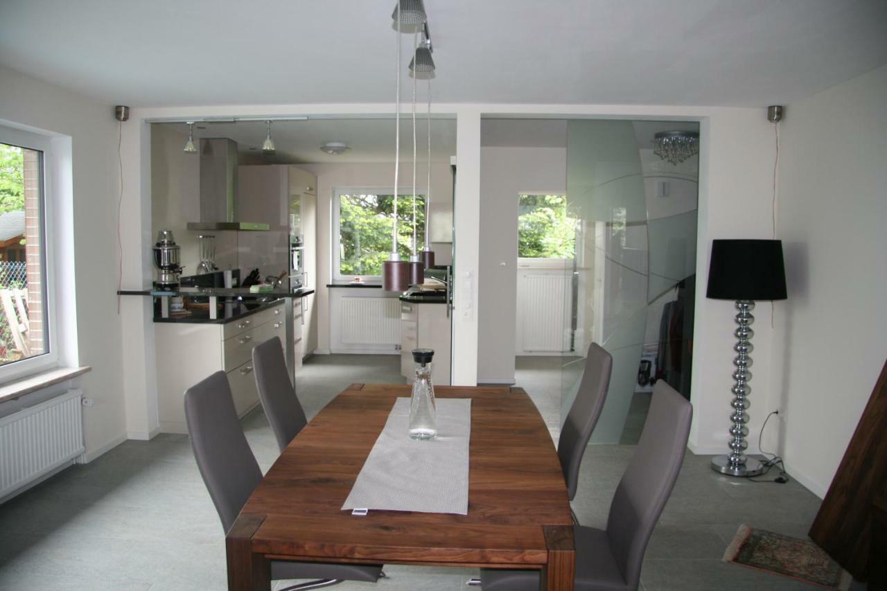 Ferienwohnung Kiel-Russee エクステリア 写真